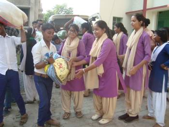 Patnawomens College | Optimized-Joy of giving week manthan ( 03 . 11. 2018 ) Best College in Patna | Manthan Christmas